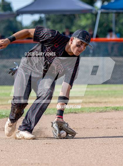 Thumbnail 2 in Roseville vs Fowler (CIF NorCal D3 Semifinal) photogallery.