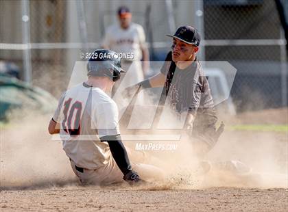 Thumbnail 2 in Roseville vs Fowler (CIF NorCal D3 Semifinal) photogallery.