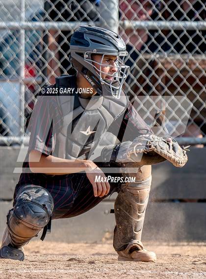 Thumbnail 3 in Roseville vs Fowler (CIF NorCal D3 Semifinal) photogallery.