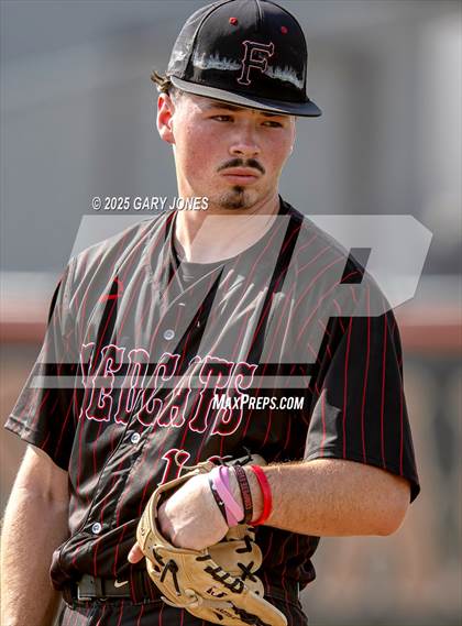 Thumbnail 1 in Roseville vs Fowler (CIF NorCal D3 Semifinal) photogallery.