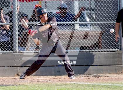 Thumbnail 3 in Roseville vs Fowler (CIF NorCal D3 Semifinal) photogallery.