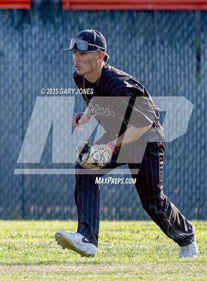 Thumbnail 2 in Roseville vs Fowler (CIF NorCal D3 Semifinal) photogallery.