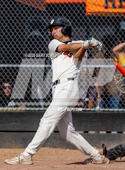 Thumbnail 1 in Roseville vs Fowler (CIF NorCal D3 Semifinal) photogallery.