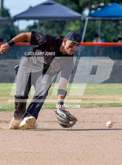 Thumbnail 1 in Roseville vs Fowler (CIF NorCal D3 Semifinal) photogallery.