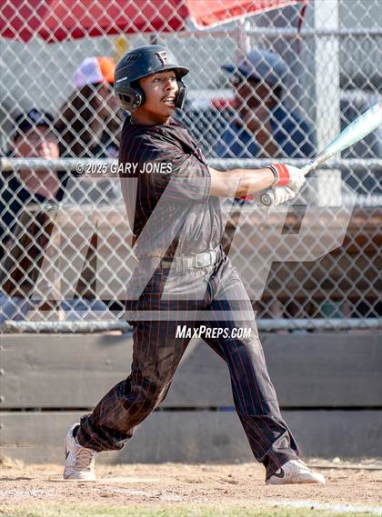 Thumbnail 1 in Roseville vs Fowler (CIF NorCal D3 Semifinal) photogallery.