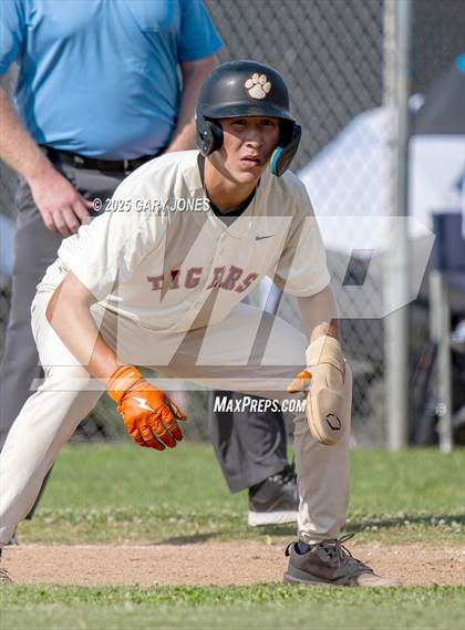 Thumbnail 2 in Roseville vs Fowler (CIF NorCal D3 Semifinal) photogallery.
