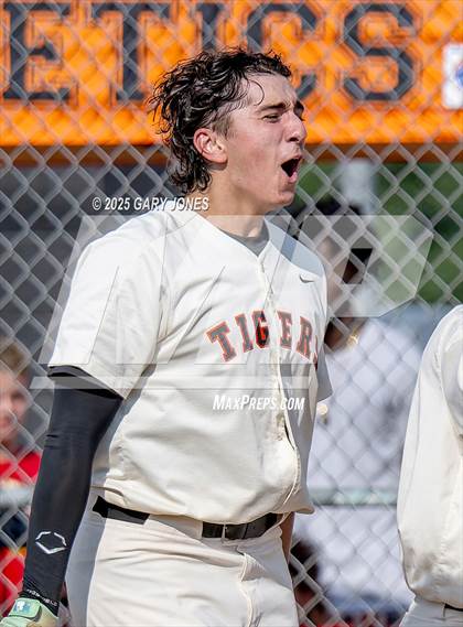 Thumbnail 2 in Roseville vs Fowler (CIF NorCal D3 Semifinal) photogallery.