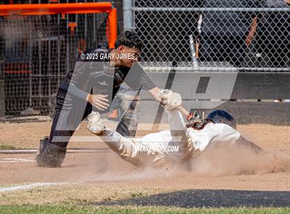 Thumbnail 2 in Roseville vs Fowler (CIF NorCal D3 Semifinal) photogallery.