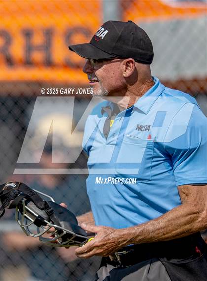 Thumbnail 1 in Roseville vs Fowler (CIF NorCal D3 Semifinal) photogallery.