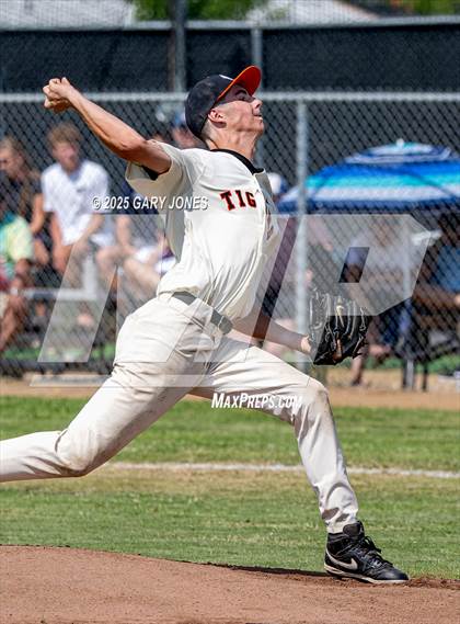Thumbnail 2 in Roseville vs Fowler (CIF NorCal D3 Semifinal) photogallery.