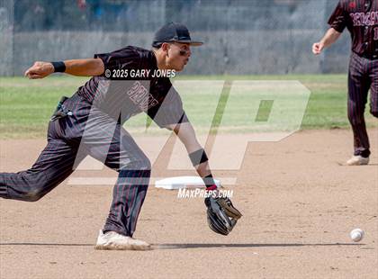 Thumbnail 1 in Roseville vs Fowler (CIF NorCal D3 Semifinal) photogallery.