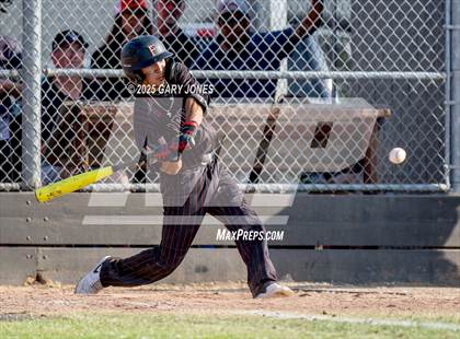 Thumbnail 2 in Roseville vs Fowler (CIF NorCal D3 Semifinal) photogallery.
