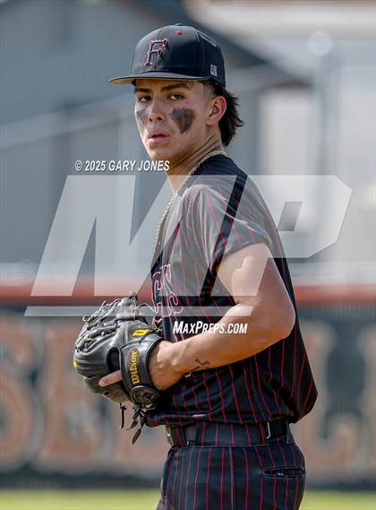 Thumbnail 2 in Roseville vs Fowler (CIF NorCal D3 Semifinal) photogallery.