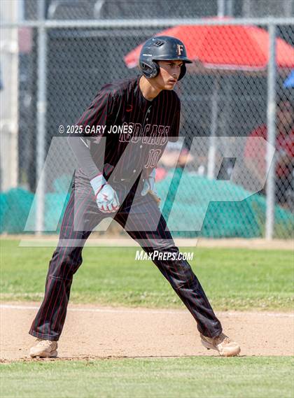 Thumbnail 3 in Roseville vs Fowler (CIF NorCal D3 Semifinal) photogallery.
