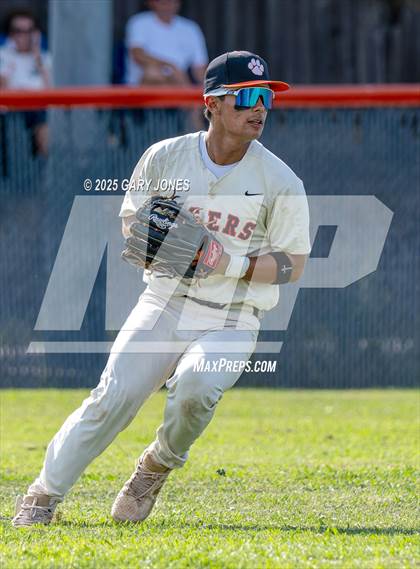 Thumbnail 1 in Roseville vs Fowler (CIF NorCal D3 Semifinal) photogallery.
