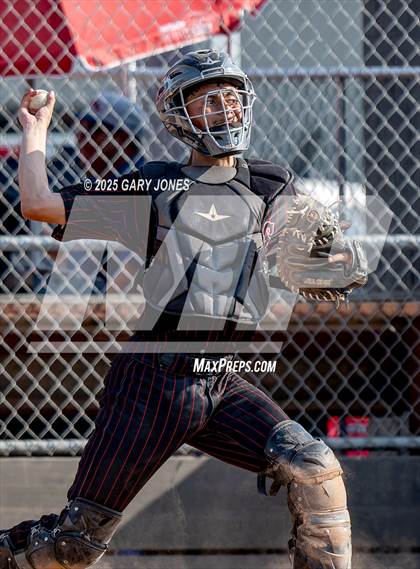 Thumbnail 1 in Roseville vs Fowler (CIF NorCal D3 Semifinal) photogallery.