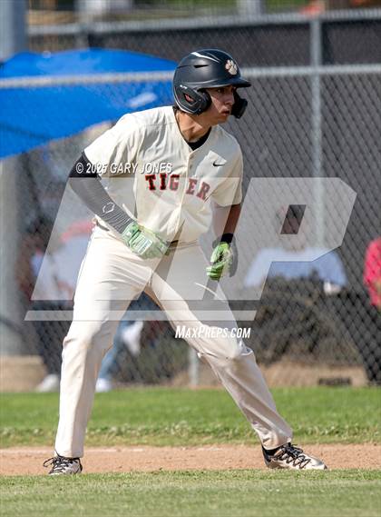 Thumbnail 1 in Roseville vs Fowler (CIF NorCal D3 Semifinal) photogallery.