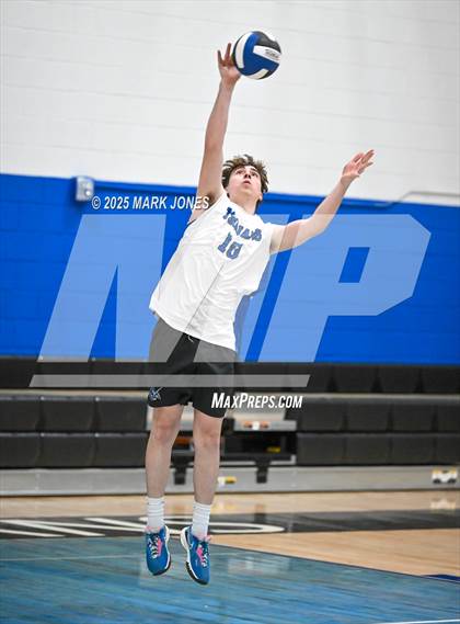 Thumbnail 3 in Seton Catholic @ Valley Christian photogallery.
