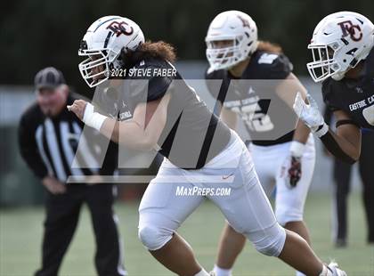 Thumbnail 3 in Eastside Catholic vs. Mt. Spokane (WIAA 3A Quarterfinal Playoff) photogallery.