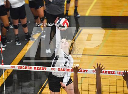 Thumbnail 3 in St. Mary's Dominican vs DeLaSalle (Sacred Heart Jamboree) photogallery.