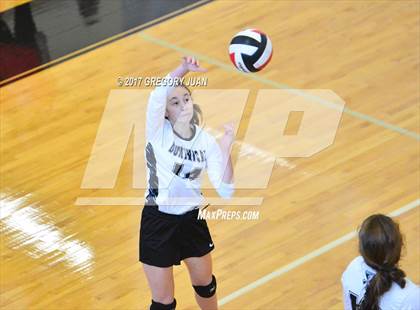 Thumbnail 3 in St. Mary's Dominican vs DeLaSalle (Sacred Heart Jamboree) photogallery.