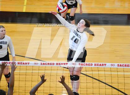 Thumbnail 2 in St. Mary's Dominican vs DeLaSalle (Sacred Heart Jamboree) photogallery.