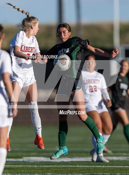 Thumbnail 2 in Liberty @ Mountain Vista (CHSAA 5A Playoffs Round 1) photogallery.