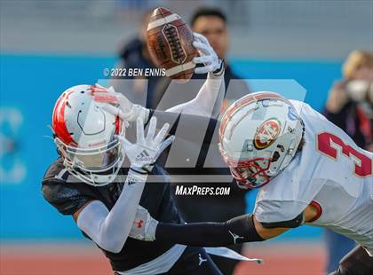 Thumbnail 3 in Mill Creek vs Walton (GHSA 7A Semifinal) photogallery.