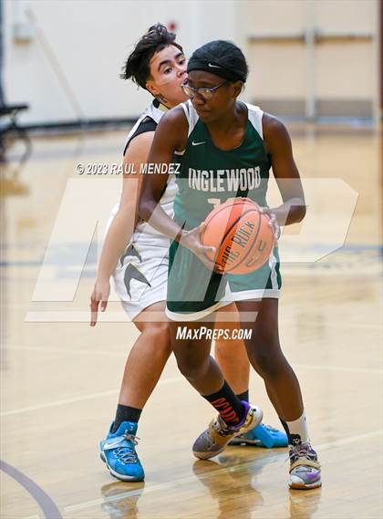 Thumbnail 2 in Inglewood @ Bellflower photogallery.