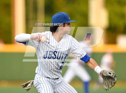 Thumbnail 2 in Brother Martin @ Jesuit photogallery.