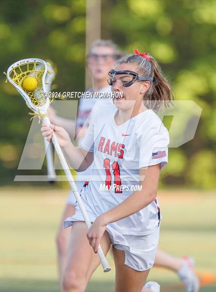 Thumbnail 3 in Warde @ New Canaan photogallery.