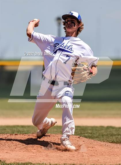 Thumbnail 2 in Gladbrook-Reinbeck vs. H-L-V (Hudson Invitational) photogallery.