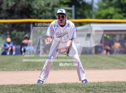 Thumbnail 1 in Gladbrook-Reinbeck vs. H-L-V (Hudson Invitational) photogallery.
