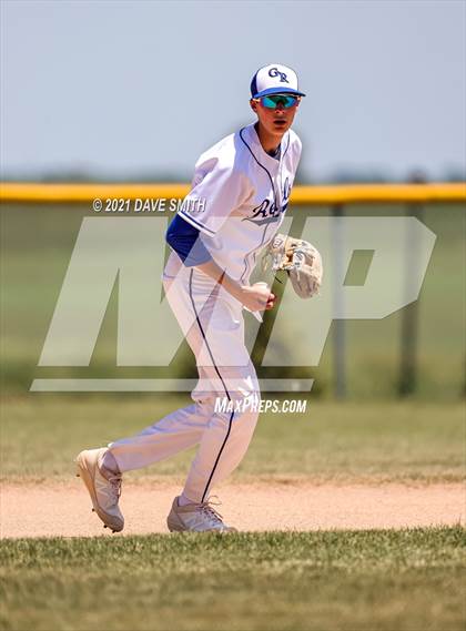 Thumbnail 1 in Gladbrook-Reinbeck vs. H-L-V (Hudson Invitational) photogallery.