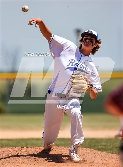 Thumbnail 3 in Gladbrook-Reinbeck vs. H-L-V (Hudson Invitational) photogallery.