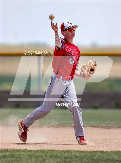 Thumbnail 3 in Gladbrook-Reinbeck vs. H-L-V (Hudson Invitational) photogallery.