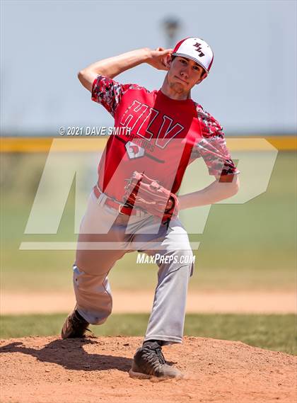 Thumbnail 2 in Gladbrook-Reinbeck vs. H-L-V (Hudson Invitational) photogallery.