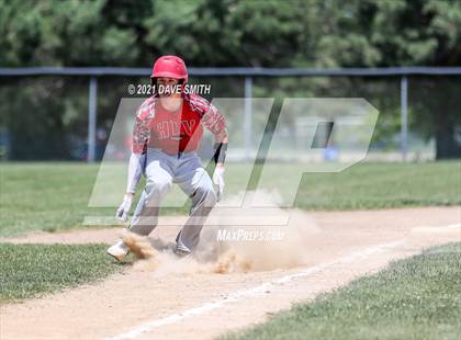 Thumbnail 2 in Gladbrook-Reinbeck vs. H-L-V (Hudson Invitational) photogallery.