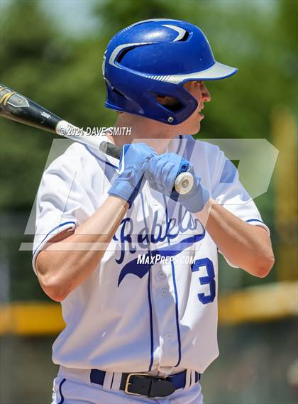 Thumbnail 1 in Gladbrook-Reinbeck vs. H-L-V (Hudson Invitational) photogallery.