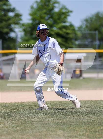 Thumbnail 1 in Gladbrook-Reinbeck vs. H-L-V (Hudson Invitational) photogallery.