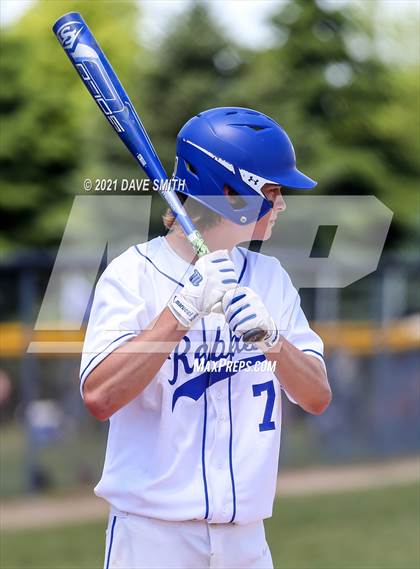 Thumbnail 3 in Gladbrook-Reinbeck vs. H-L-V (Hudson Invitational) photogallery.