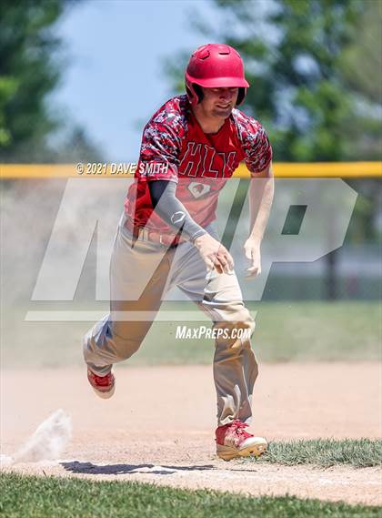 Thumbnail 3 in Gladbrook-Reinbeck vs. H-L-V (Hudson Invitational) photogallery.