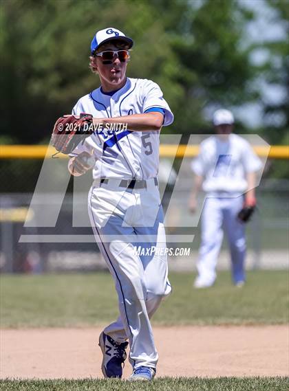 Thumbnail 3 in Gladbrook-Reinbeck vs. H-L-V (Hudson Invitational) photogallery.