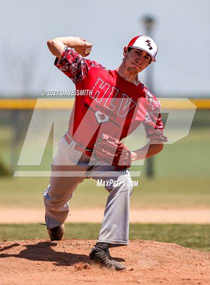 Thumbnail 3 in Gladbrook-Reinbeck vs. H-L-V (Hudson Invitational) photogallery.