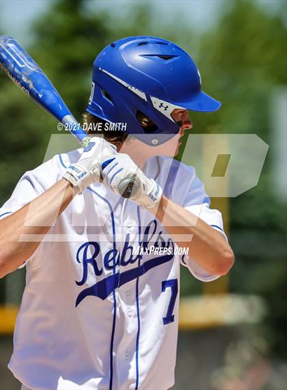 Thumbnail 3 in Gladbrook-Reinbeck vs. H-L-V (Hudson Invitational) photogallery.
