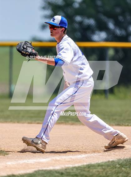Thumbnail 3 in Gladbrook-Reinbeck vs. H-L-V (Hudson Invitational) photogallery.