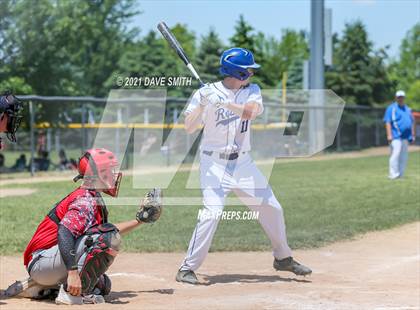 Thumbnail 3 in Gladbrook-Reinbeck vs. H-L-V (Hudson Invitational) photogallery.