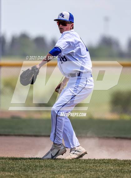 Thumbnail 1 in Gladbrook-Reinbeck vs. H-L-V (Hudson Invitational) photogallery.