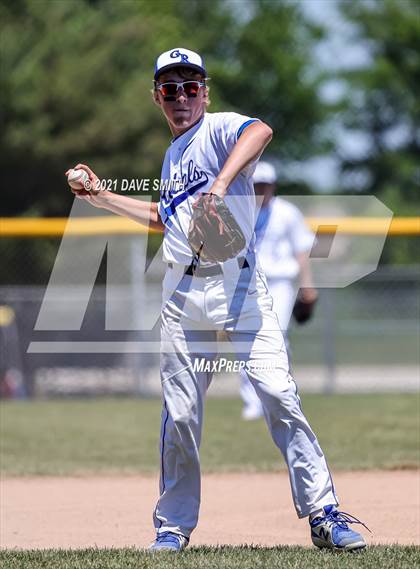 Thumbnail 2 in Gladbrook-Reinbeck vs. H-L-V (Hudson Invitational) photogallery.
