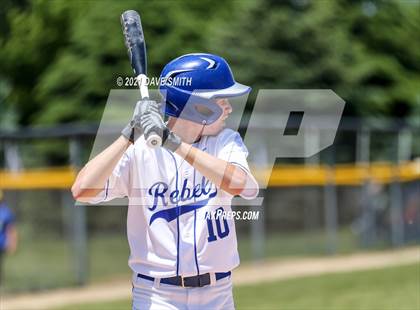 Thumbnail 1 in Gladbrook-Reinbeck vs. H-L-V (Hudson Invitational) photogallery.
